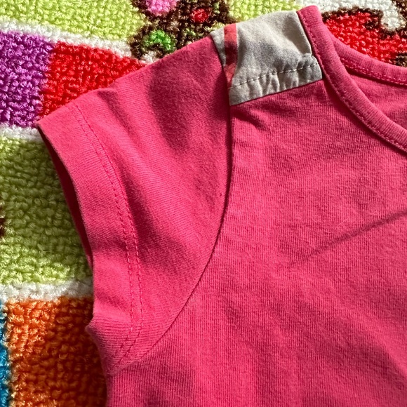 Burberry pink tee 🩷 - Picture 4 of 6